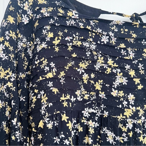 Free People • Dessa Bodysuit blouse black floral pleated yellow white flowers - Picture 9 of 16